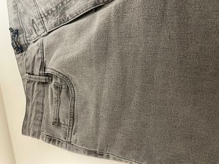 Pantalón vaquero gris mujer