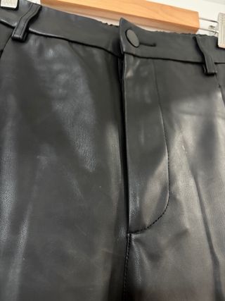 Pantalón Zara