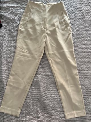 Pantalón de vestir beige