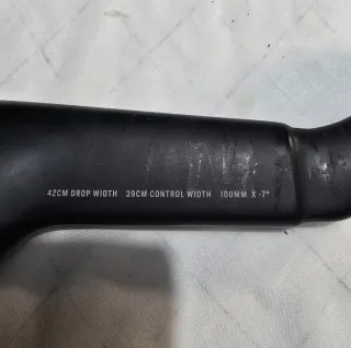 Manillar de carbono para bicicleta