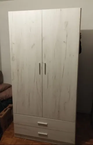 Armarios NUEVOS de fábrica MADERA