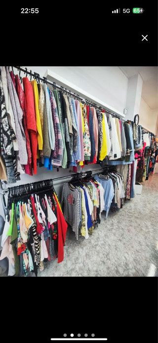 Ropa de mujer por kilos. Lote 19 kg