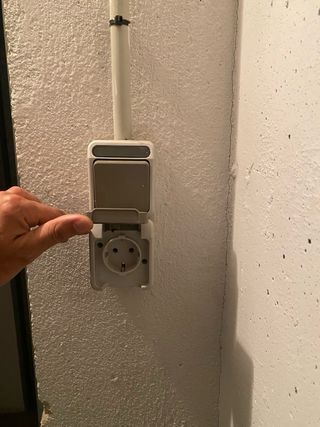 ALQUILO TRASTERO DISPONIBLE A PARTIR DEL 5 FEBRERO