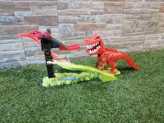 Dinosaurio T-rex de Hot wheels