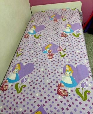 Lote grande de juegos, juguetes y fundas nórdicas