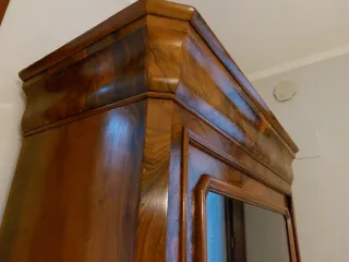 Vetrinetta antica in legno e vetro