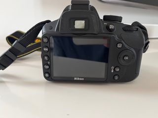 Cámara Nikon D3200 + Objetivo 18-55mm