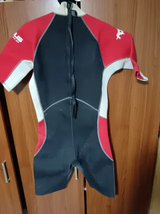Traje de neopreno corto Focus 3 mm,