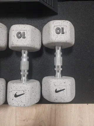 2 Mancuernas 27.5kg + 2 de 15 kg + 2 de 10 kg