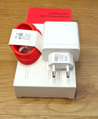 Cargador OnePlus OPPO compartible  100W USB-C GaN
