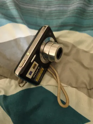 Cámara Sony Cyber-shot 12.1 MP Full HD