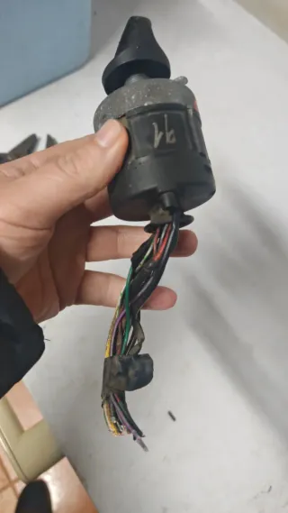 Mando luces mercedes 300D