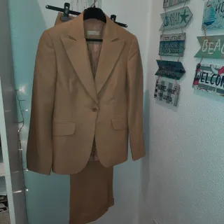 Traje Massimo Dutti Beige Mujer