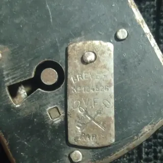 Antiguo candado francés con llave original