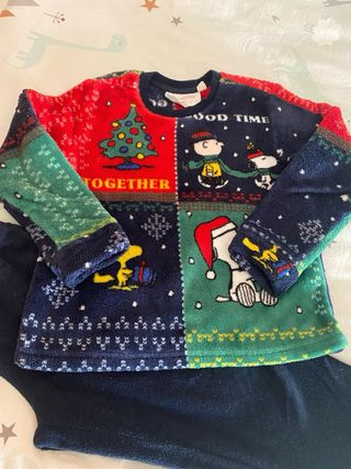 Pijama Peanuts Niñ@ Navidad.Talla 5-6 años