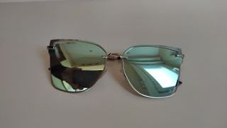 Gafas de sol espejo azules y plateadas