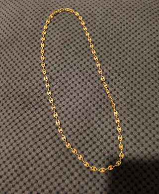 Cadena de Acero Dorada