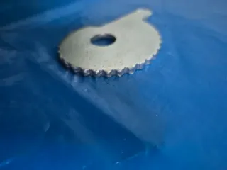 Excéntrica tensor cadena rueda trasera moto