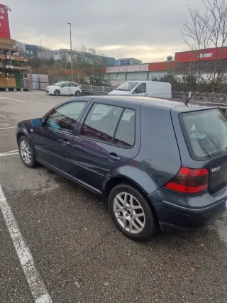 Volkswagen Golf 2001