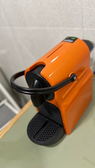 Cafetera Nespresso Naranja