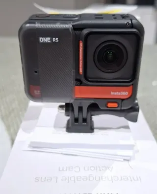 Insta360 one rs