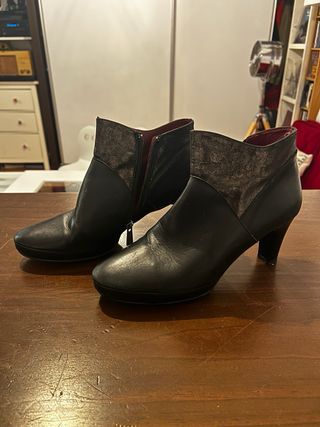 Botines Patricia Miller Piel Negro