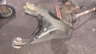 BRAZO SUSPENSION INFERIOR DELANTERO IZQUIERDO