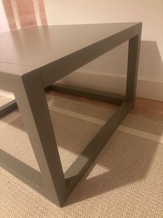 Mesa de centro/auxiliar moderna