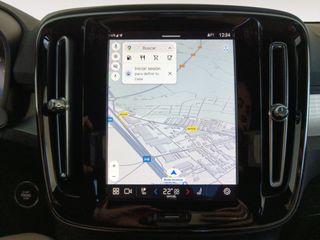 Volvo XC40 Plus Dark