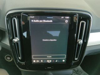 Volvo XC40 Plus Dark