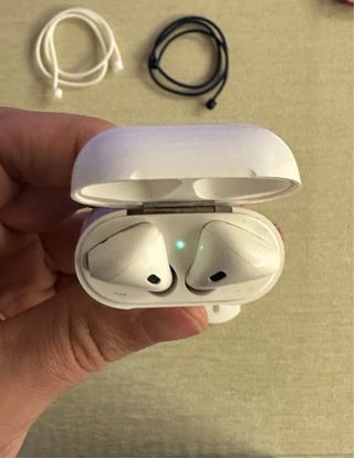 Apple AirPods 2da Gen