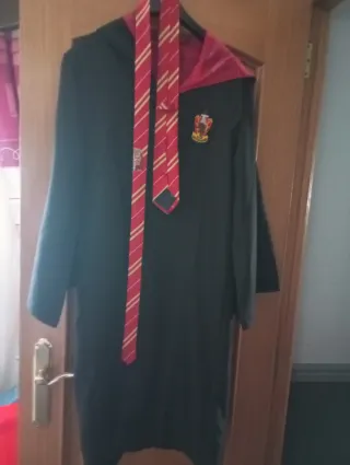 Disfraz Harry Potter,capa y corbata sin estrenar