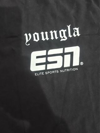 Camiseta YoungLA x ESN Berlin Link Up - Talla L