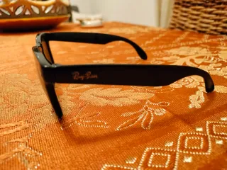 Ray-Ban Wayfarer Bausch & Lomb vintage anni '80.