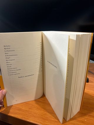 El mundo de Sofía: Novela sobre la historia de ...