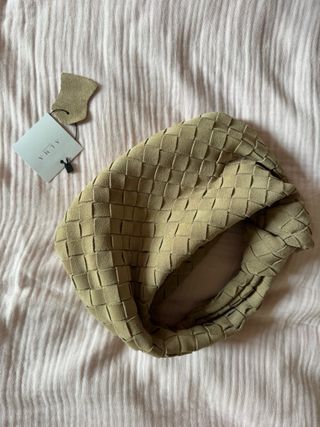 Bolso modelo Jodie Bottega Veneta Beige