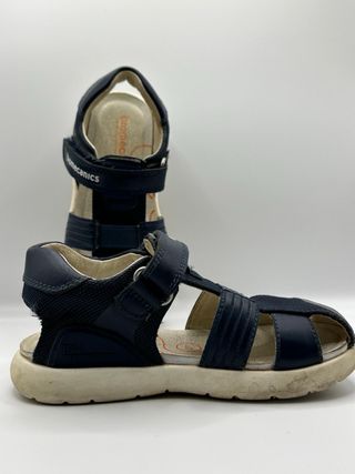 Sandalias niño Biomecanics azul y beige