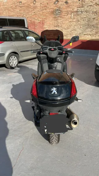 Peugeot Metropolis 400