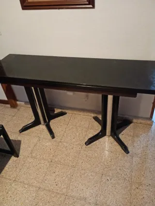 Mesa comedor y 4 sillas madera
