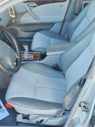 Mercedes-Benz Clase E 1999