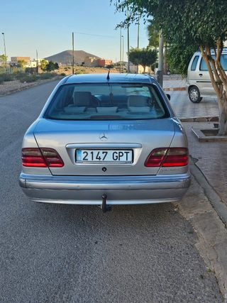 Mercedes-Benz Clase E 1999