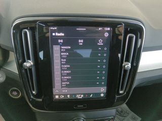 Volvo XC40 Plus Dark