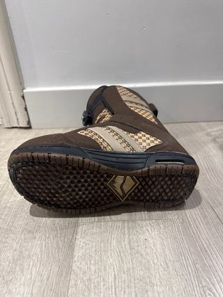 Botas Vans Snowboard Encore Marrón Beige