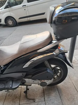 Piaggio Beverly Tourer 125cc 2008