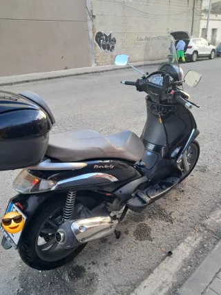 Piaggio Beverly Tourer 125cc 2008