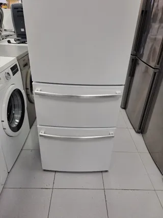 ◇Nevera haier 190.centímetros◇