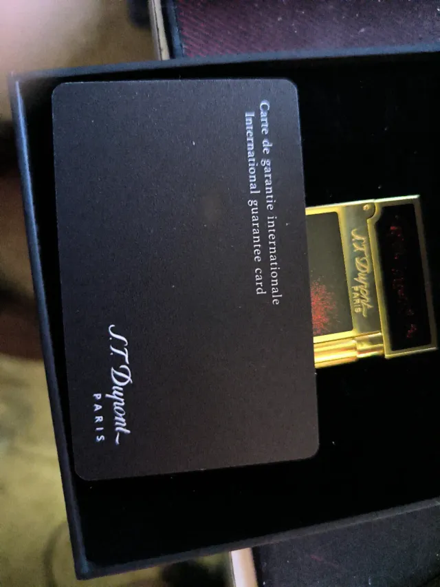 Dupont Paris Dorado Nacar Rojo Brillante