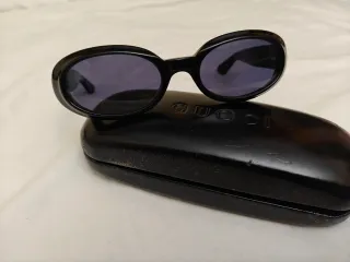 Gafas de sol Gucci montura ovalada