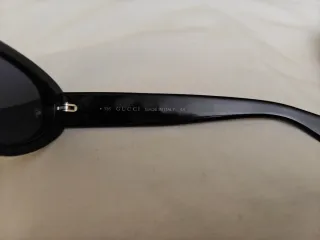 Gafas de sol Gucci montura ovalada