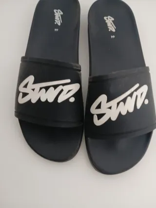 Chancletas Pull and Bear Talla 44 Negras